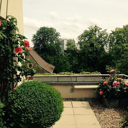 Avliving City Flat Basel With Roof Garden Buitenkant foto